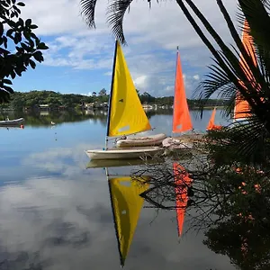  Hostal Lakehouse 24hs Lagoa Conceicao